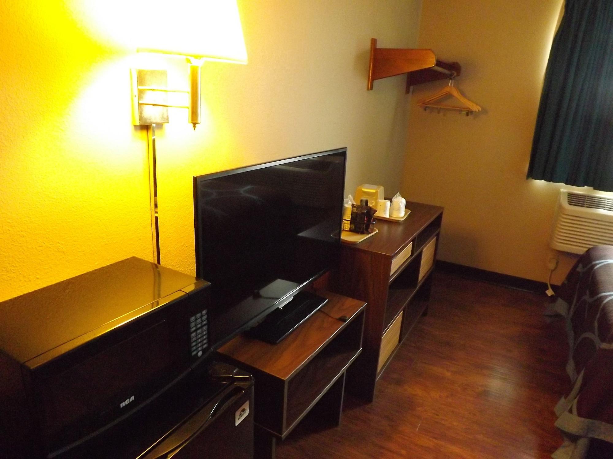 Super 8 By Wyndham Sidney Ny Hotel Exterior photo