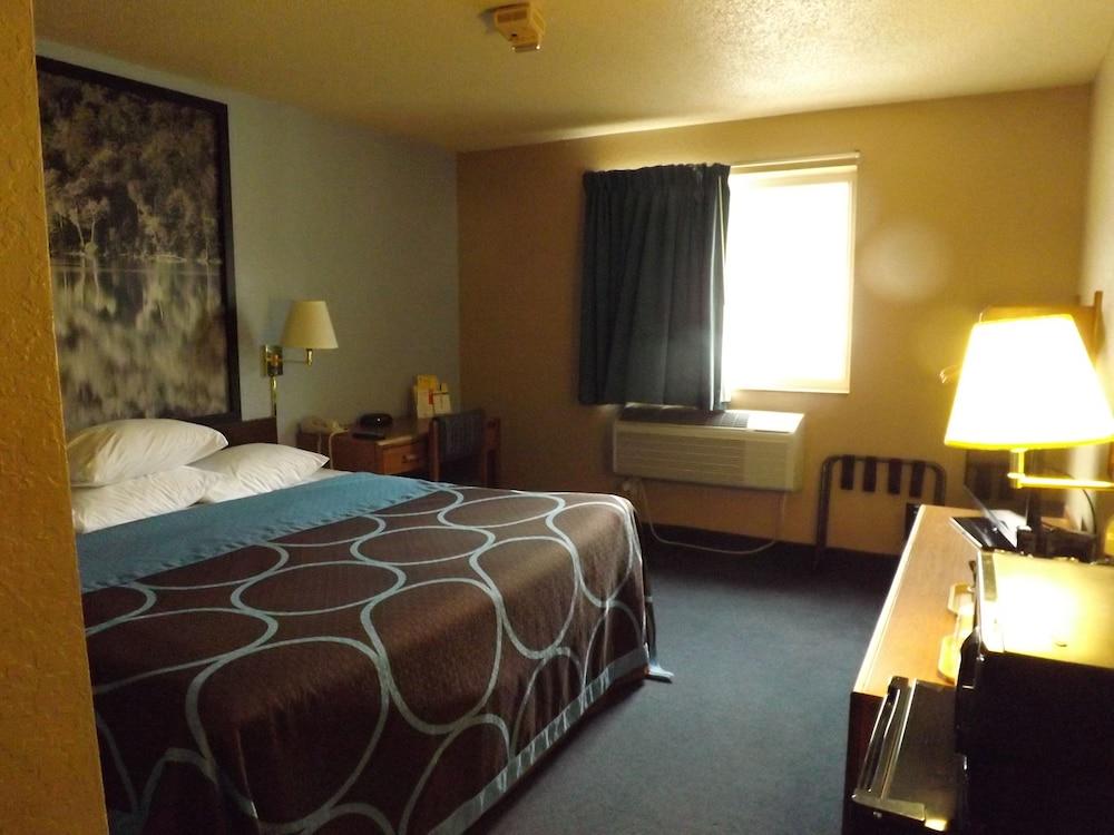 Super 8 By Wyndham Sidney Ny Hotel Exterior photo