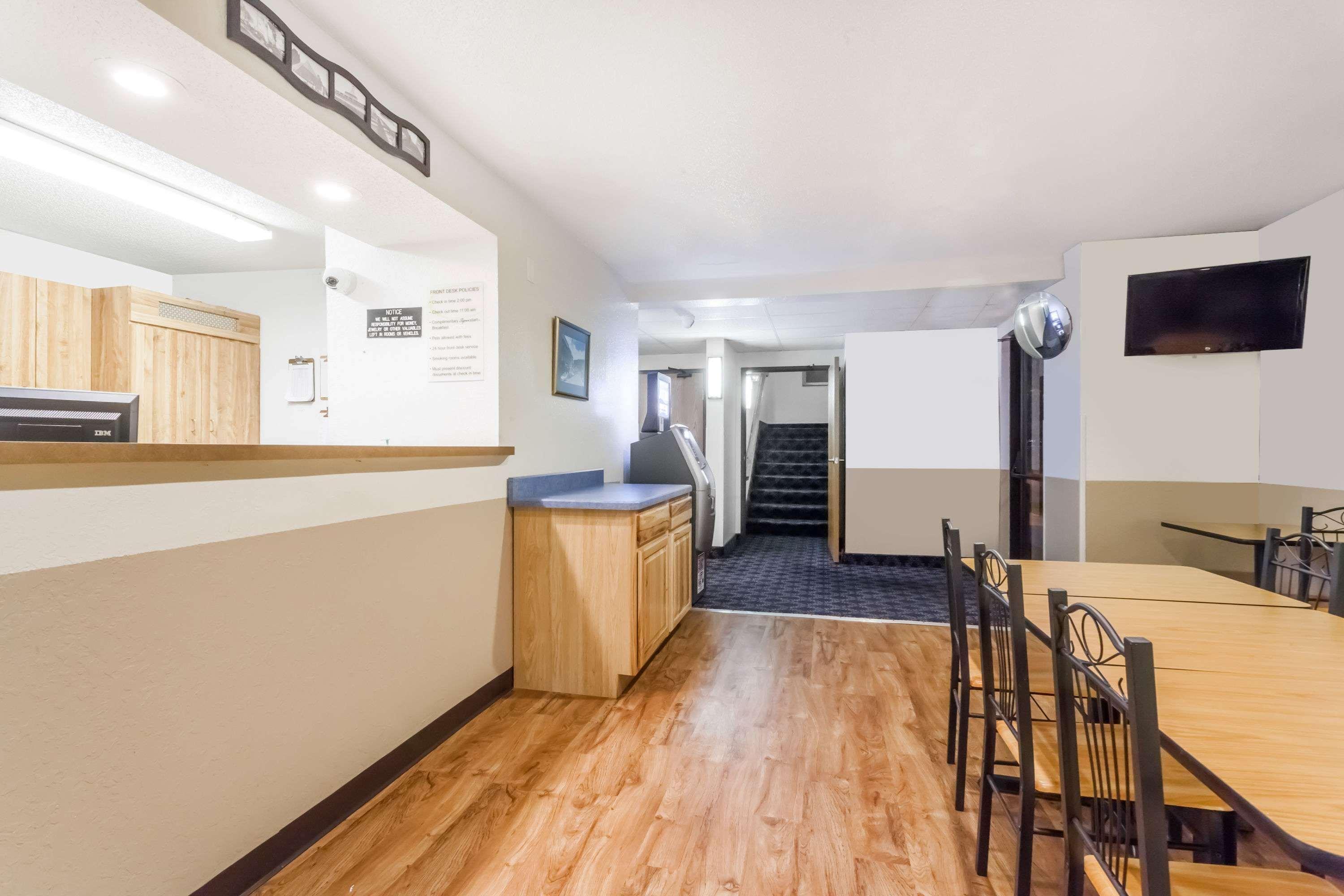 Super 8 By Wyndham Sidney Ny Hotel Exterior photo