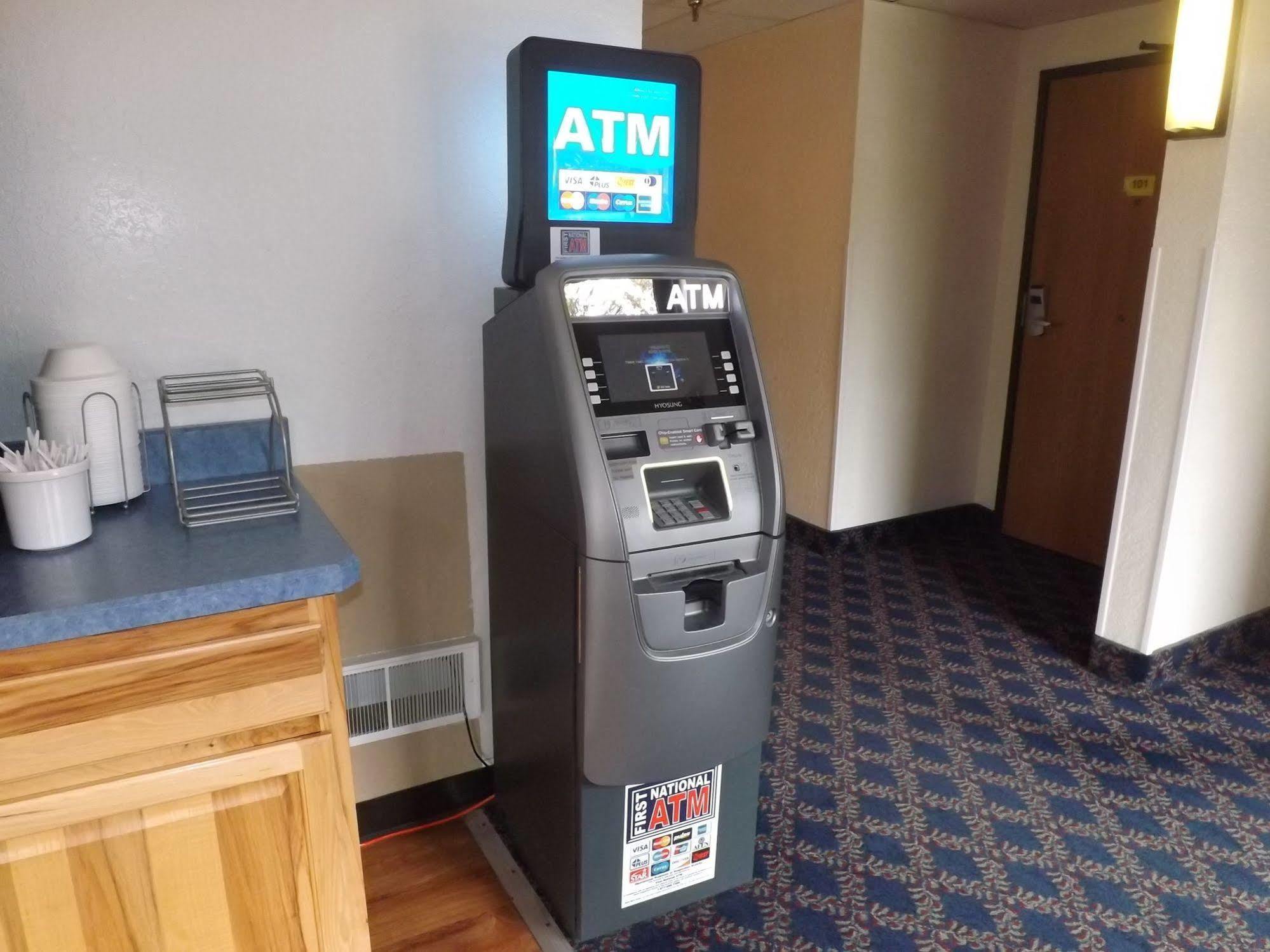 Super 8 By Wyndham Sidney Ny Hotel Exterior photo